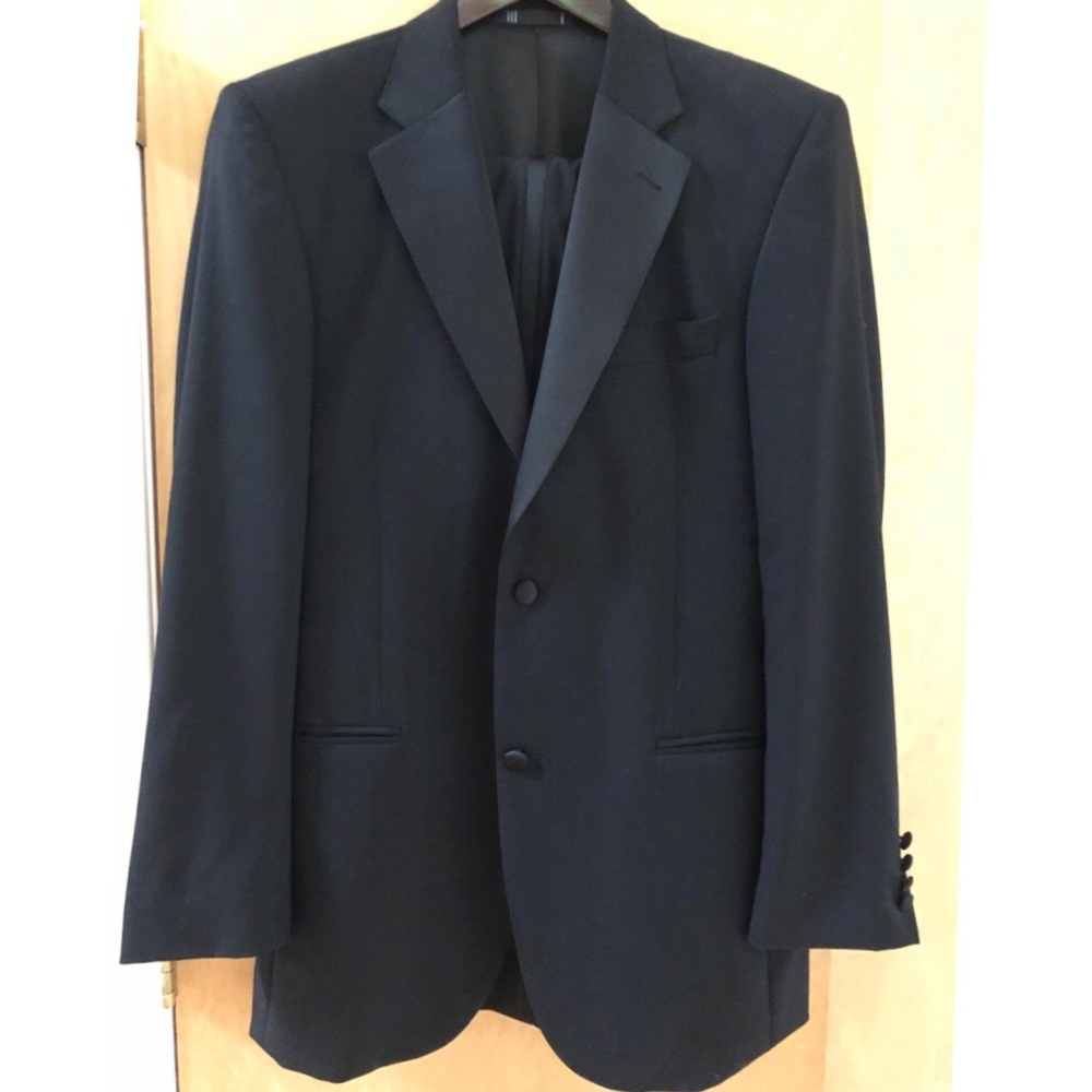 Emanuel Ungaro Tuxedo sz 40L 32W